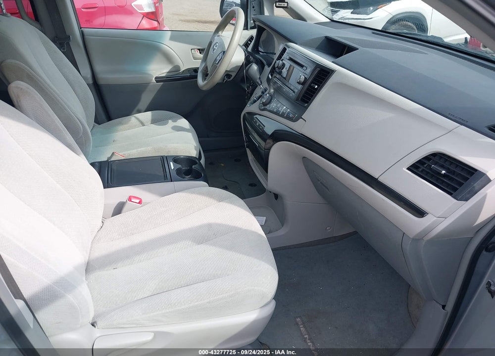 2014 TOYOTA SIENNA LE 7 PASSENGER VIN: 5TDJK3DC5ES086365