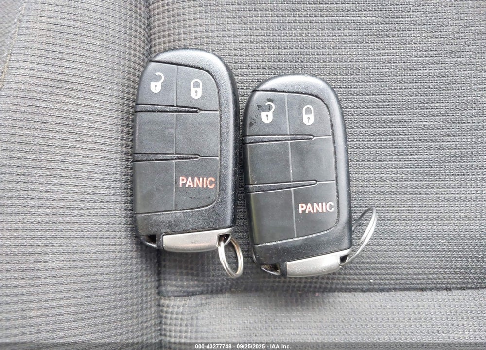 2014 JEEP GRAND CHEROKEE LAREDO VIN: 1C4RJFAG2EC321949