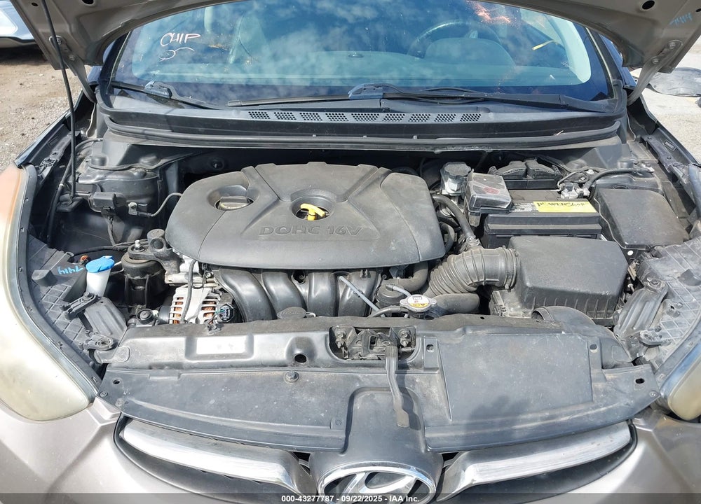 2013 HYUNDAI ELANTRA VIN: 5NPDH4AE6DH258527