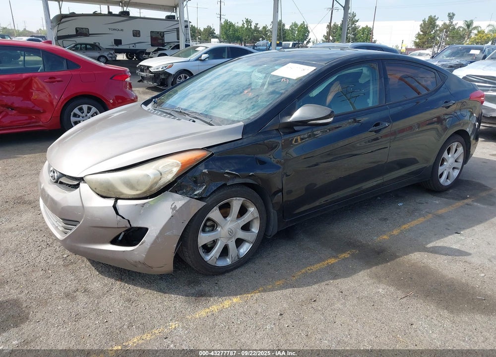 2013 HYUNDAI ELANTRA VIN: 5NPDH4AE6DH258527