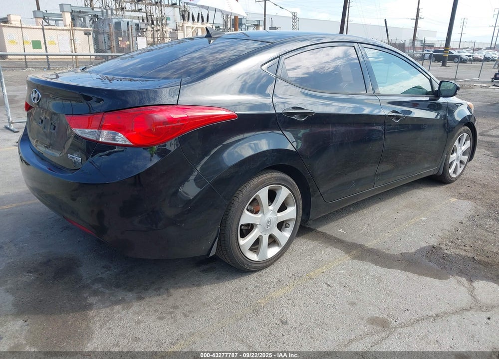 2013 HYUNDAI ELANTRA VIN: 5NPDH4AE6DH258527