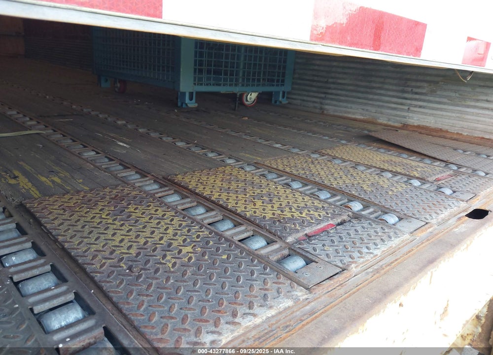2000 WABASH NATIONAL CORP UNKNOWN VIN: 1JJV281W9YL728158