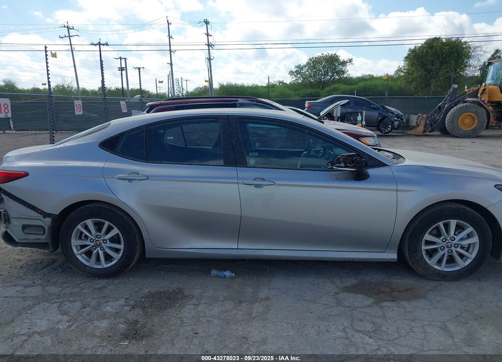 2025 TOYOTA CAMRY VIN: 4T1DAACK5SU587210