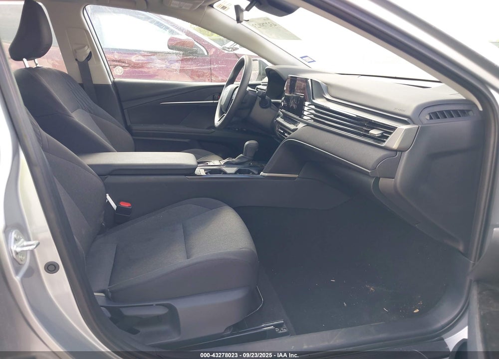 2025 TOYOTA CAMRY VIN: 4T1DAACK5SU587210
