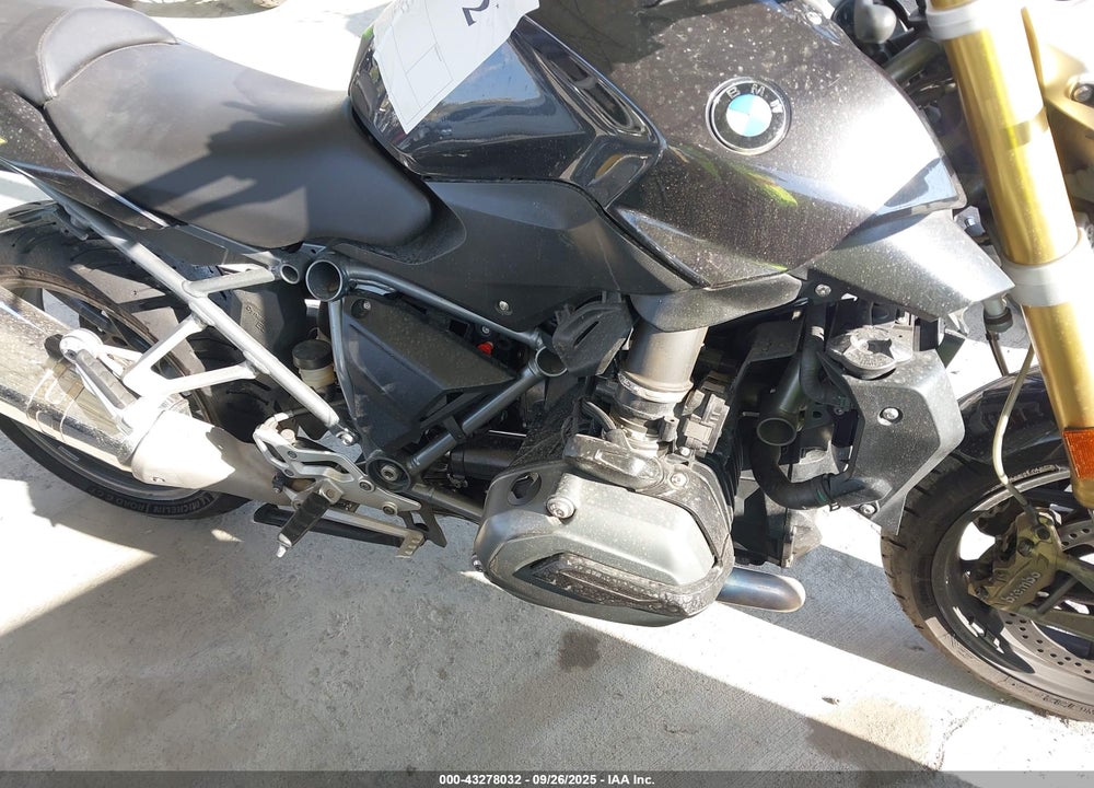 2016 BMW R1200 R VIN: WB10A140XGZ197436