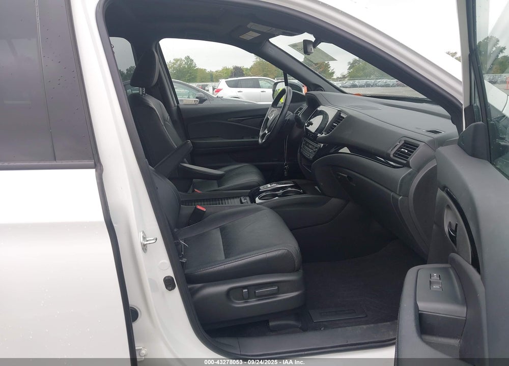 2022 HONDA PASSPORT AWD ELITE VIN: 5FNYF8H05NB005143