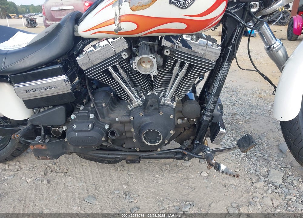 2014 HARLEY-DAVIDSON FXDWG DYNA WIDE GLIDE VIN: 1HD1GPM12EC314586