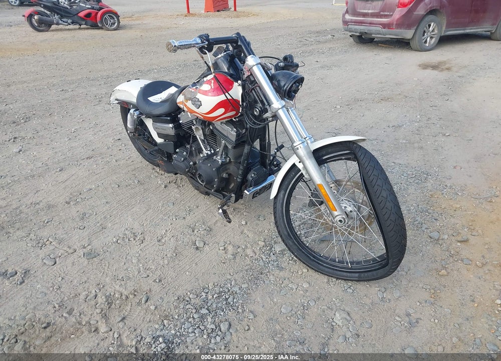 2014 HARLEY-DAVIDSON FXDWG DYNA WIDE GLIDE VIN: 1HD1GPM12EC314586