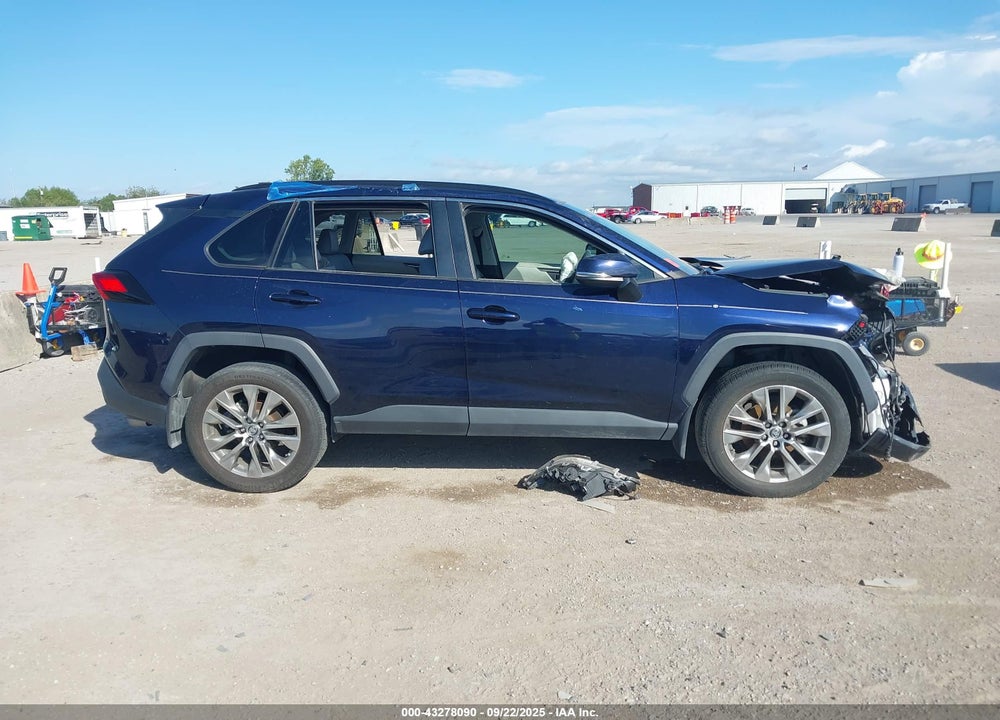 2019 TOYOTA RAV4 VIN: 2T3C1RFV4KW052053