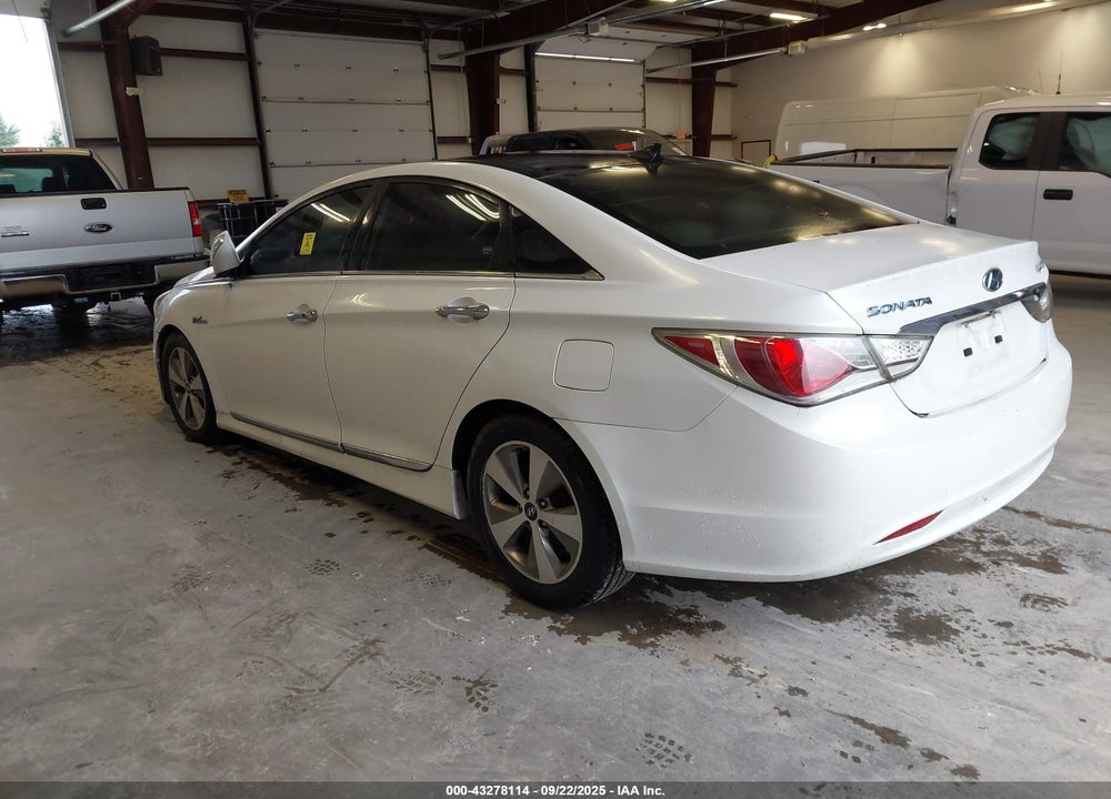 2012 HYUNDAI SONATA HYBRID VIN: KMHEC4A48CA031464
