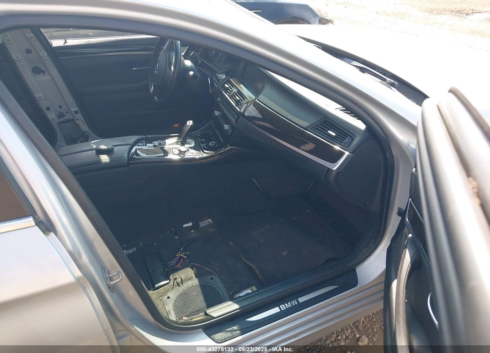 2011 BMW 5 SERIES VIN: WBAFU7C54BDU54291