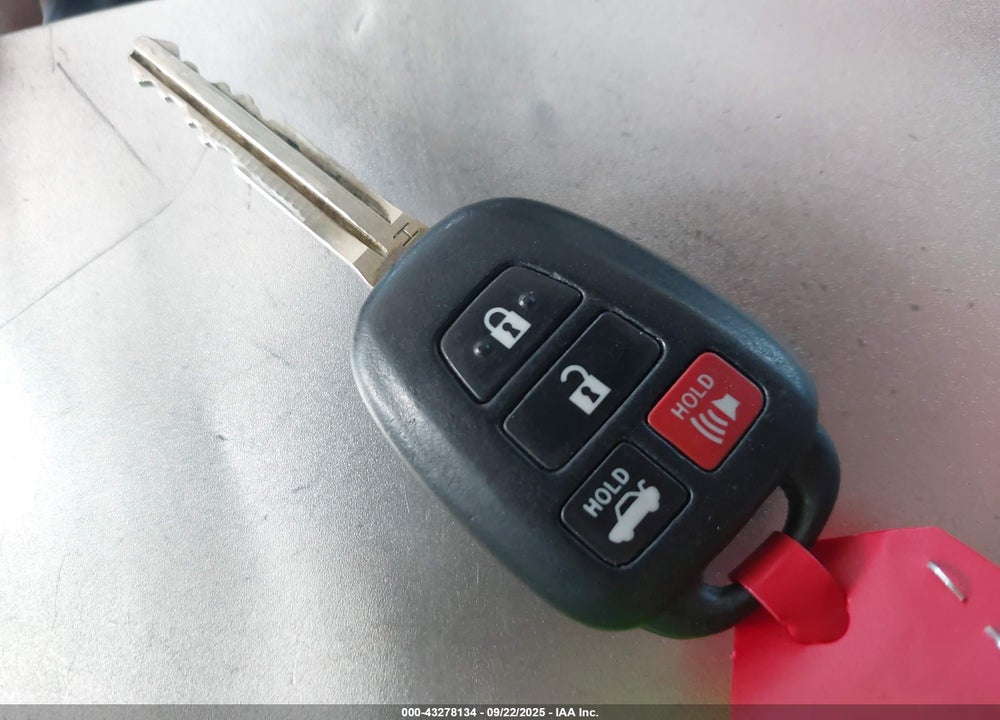 2018 TOYOTA COROLLA VIN: 2T1BURHE9JC113535