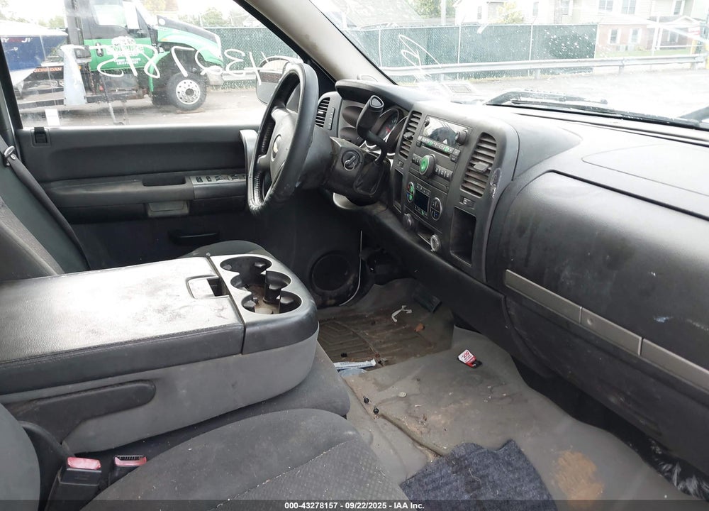 2008 CHEVROLET SILVERADO 1500 VIN: 2GCEC19J581127566