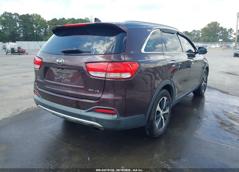2016 KIA SORENTO VIN: 5XYPHDA59GG039926
