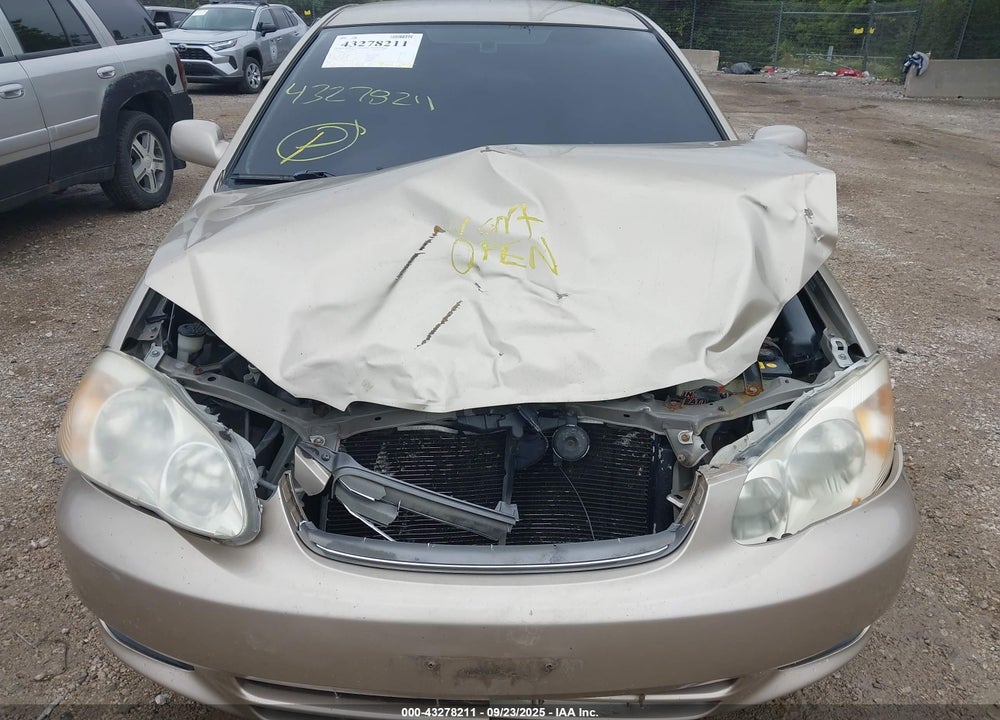 2004 TOYOTA COROLLA LE VIN: 1NXBR32EX4Z221138