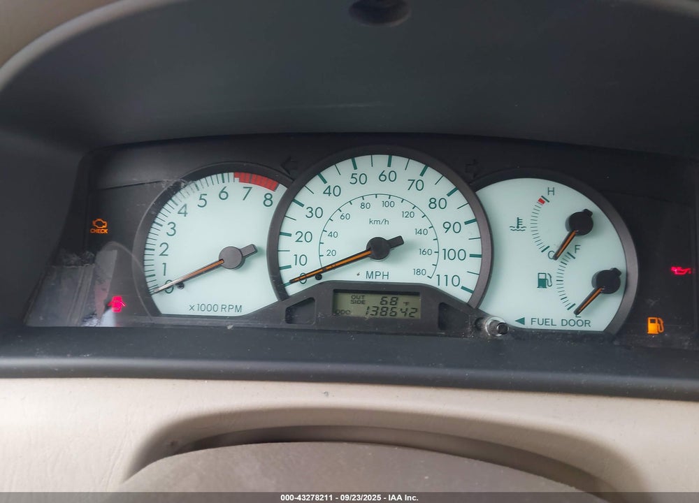 2004 TOYOTA COROLLA LE VIN: 1NXBR32EX4Z221138