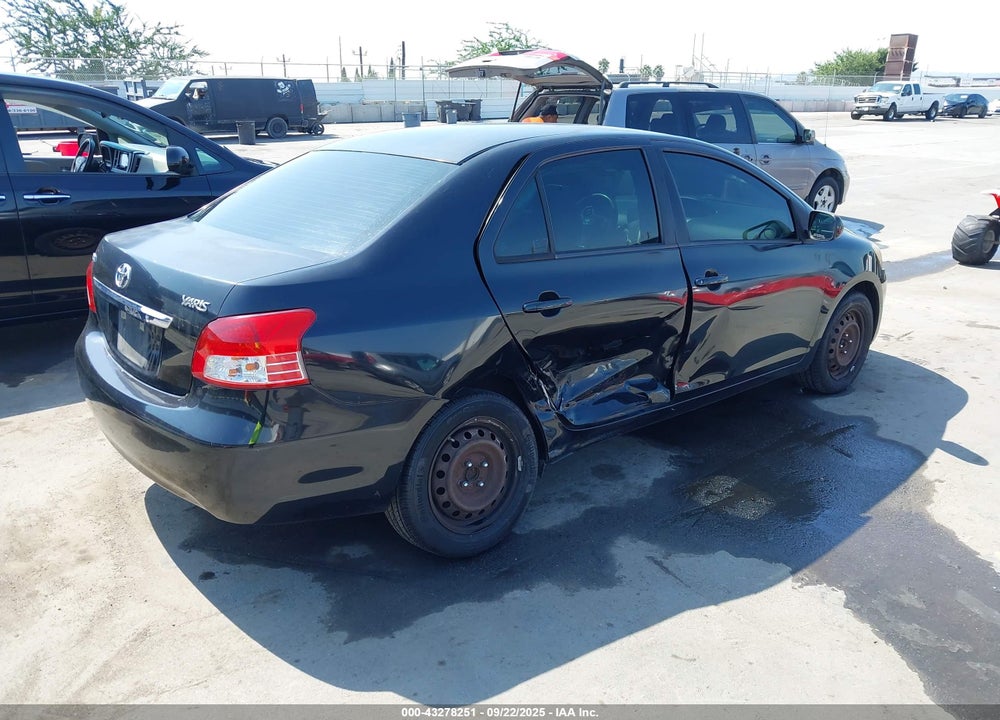 2010 TOYOTA YARIS VIN: JTDBT4K33A4078930