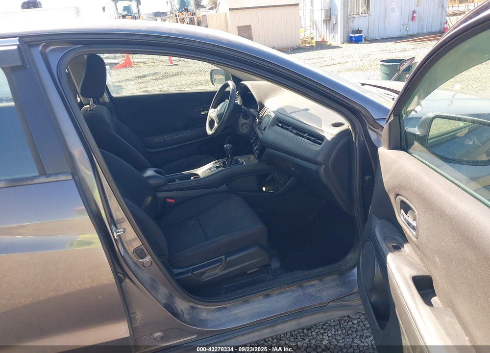 2016 HONDA HR-V VIN: 3CZRU5G35GM701689