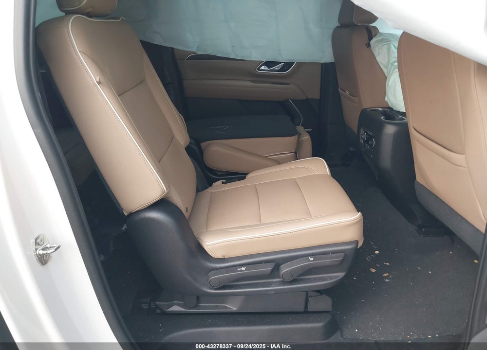 2021 CHEVROLET SUBURBAN VIN: 1GNSCFKD9MR137675