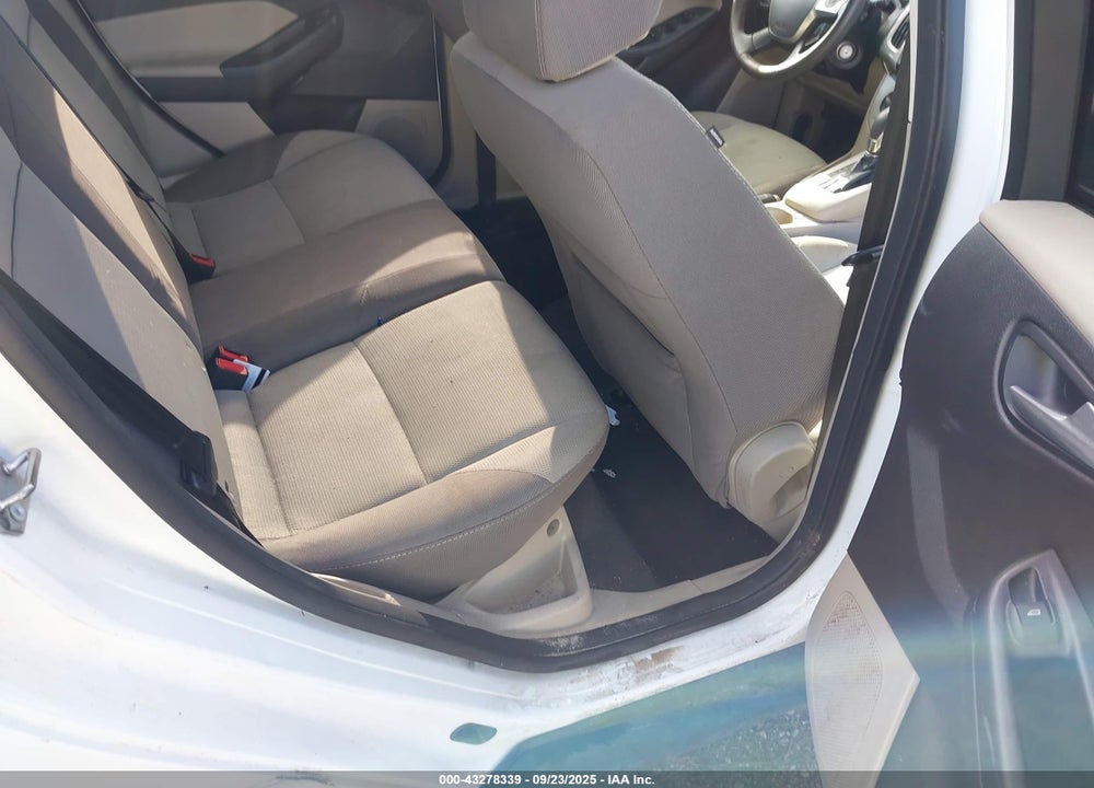 2012 FORD FOCUS VIN: 1FAHP3K27CL452504