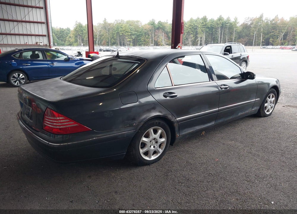 2002 MERCEDES-BENZ S 500 VIN: WDBNG75J12A281894