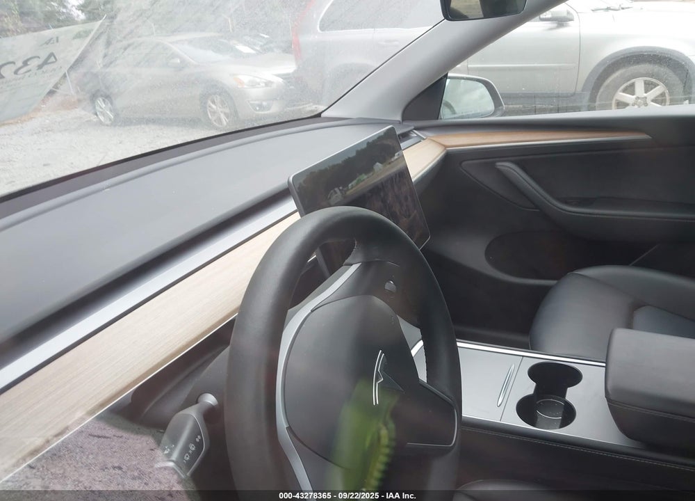 2022 TESLA MODEL Y PERFORMANCE DUAL MOTOR ALL-WHEEL DRIVE VIN: 7SAYGDEF8NF560914