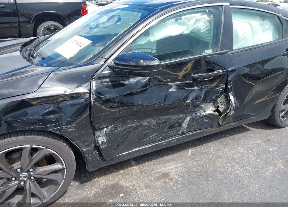 2020 HONDA CIVIC LX VIN: 2HGFC2F62LH538516