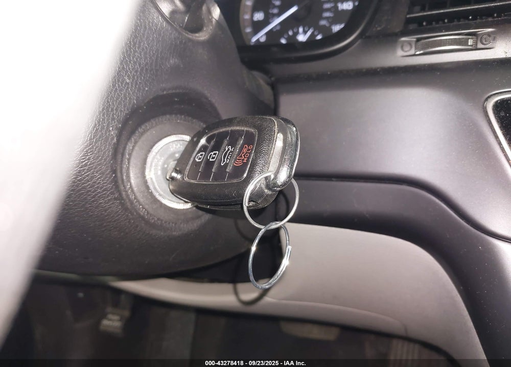 2018 HYUNDAI SONATA VIN: 5NPE24AF1JH659445