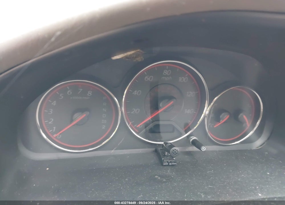 2005 HONDA CIVIC LX VIN: 1HGEM22625L070856