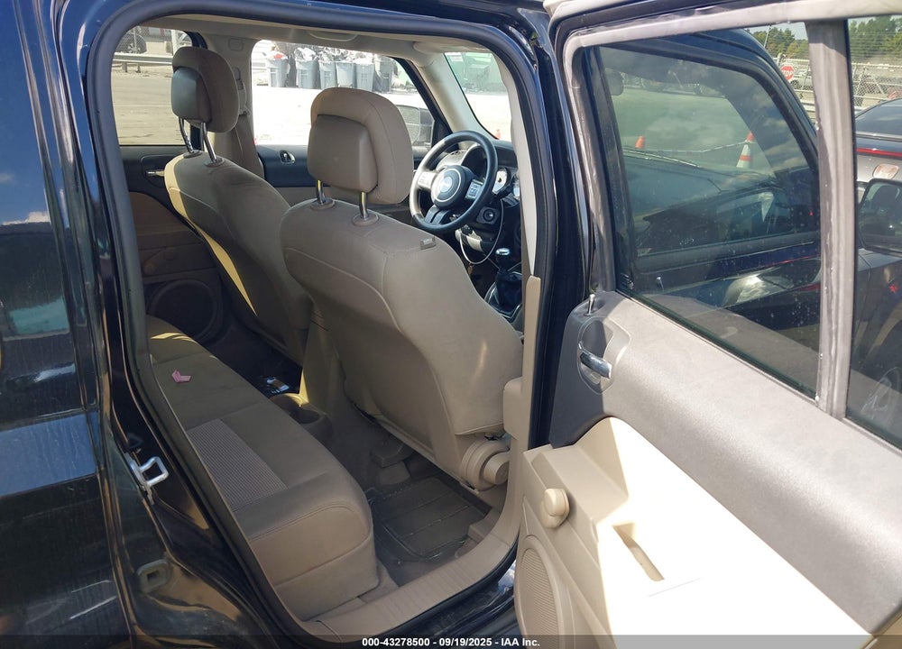 2015 JEEP PATRIOT SPORT VIN: 1C4NJPBA1FD367749