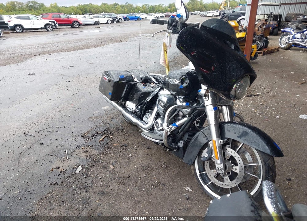 2023 HARLEY-DAVIDSON FLHX VIN: 1HD1KBC16PB637177