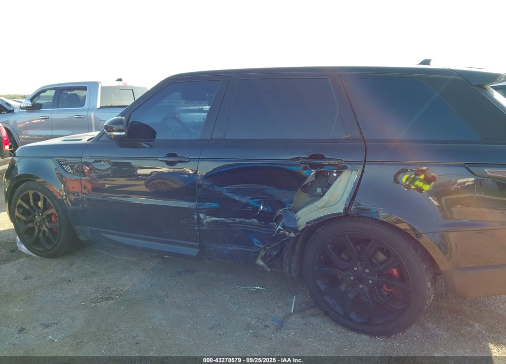 2016 LAND ROVER RANGE ROVER SPORT 5.0L V8 SUPERCHARGED/5.0L V8 SUPERCHARGED DYNAMIC VIN: SALWR2EF9GA111037
