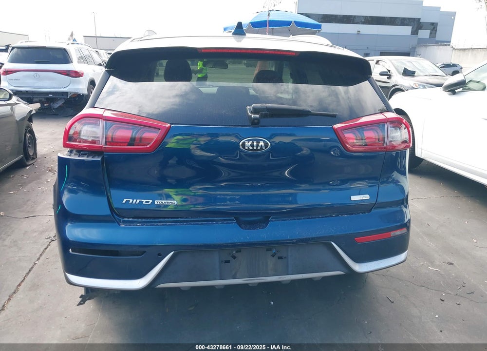 2017 KIA NIRO VIN: KNDCE3LC6H5038143