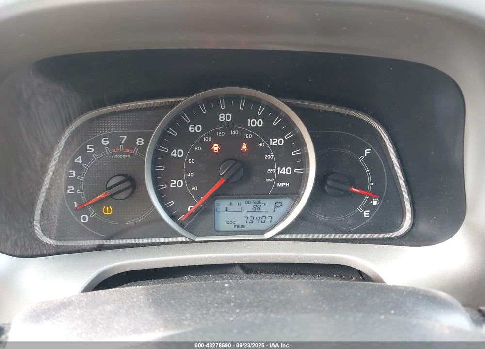 2014 TOYOTA RAV4 XLE VIN: 2T3RFREV2EW150435