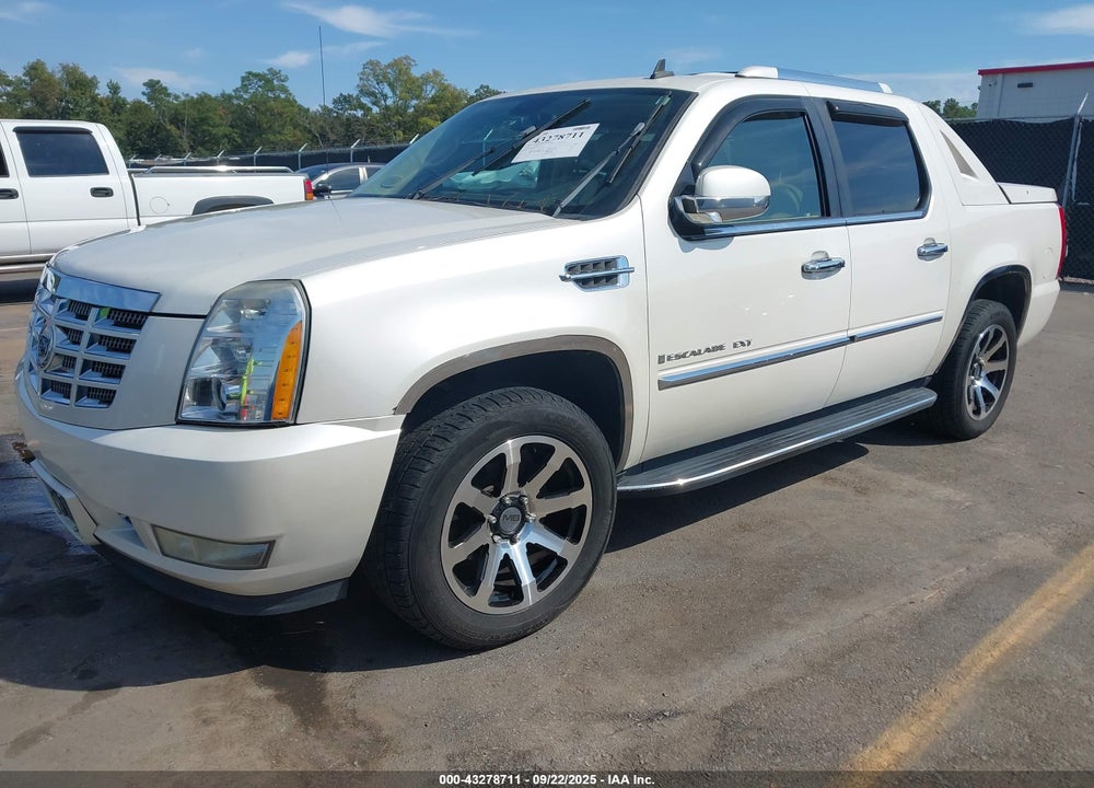 2008 CADILLAC ESCALADE EXT STANDARD VIN: 3GYFK62818G182321