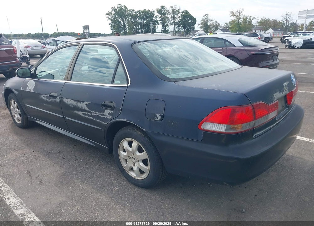 2002 HONDA ACCORD 2.3 EX/2.3 SE VIN: 1HGCG66802A126964