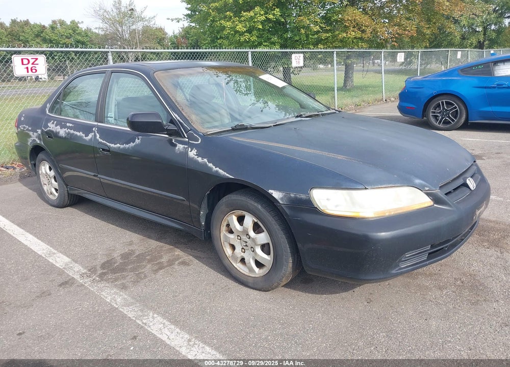 2002 HONDA ACCORD 2.3 EX/2.3 SE VIN: 1HGCG66802A126964