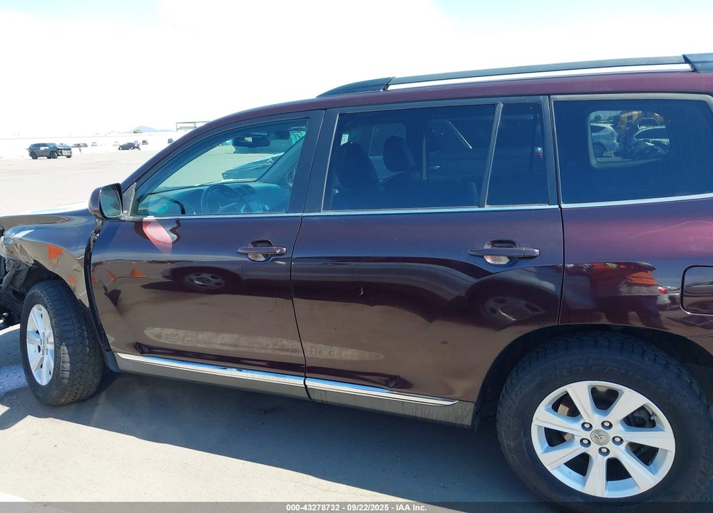 2012 TOYOTA HIGHLANDER VIN: 5TDBK3EH2CS107166