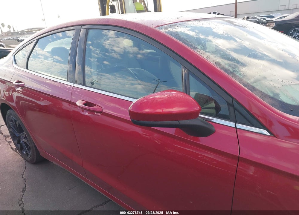 2020 FORD FUSION VIN: 3FA6P0HD4LR222323