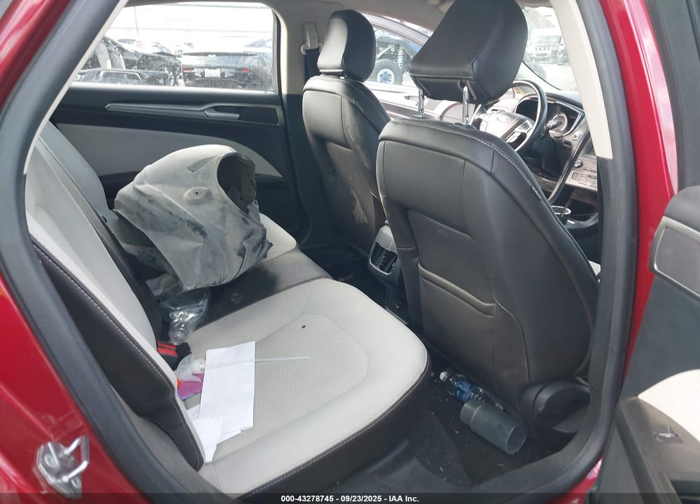 2020 FORD FUSION VIN: 3FA6P0HD4LR222323