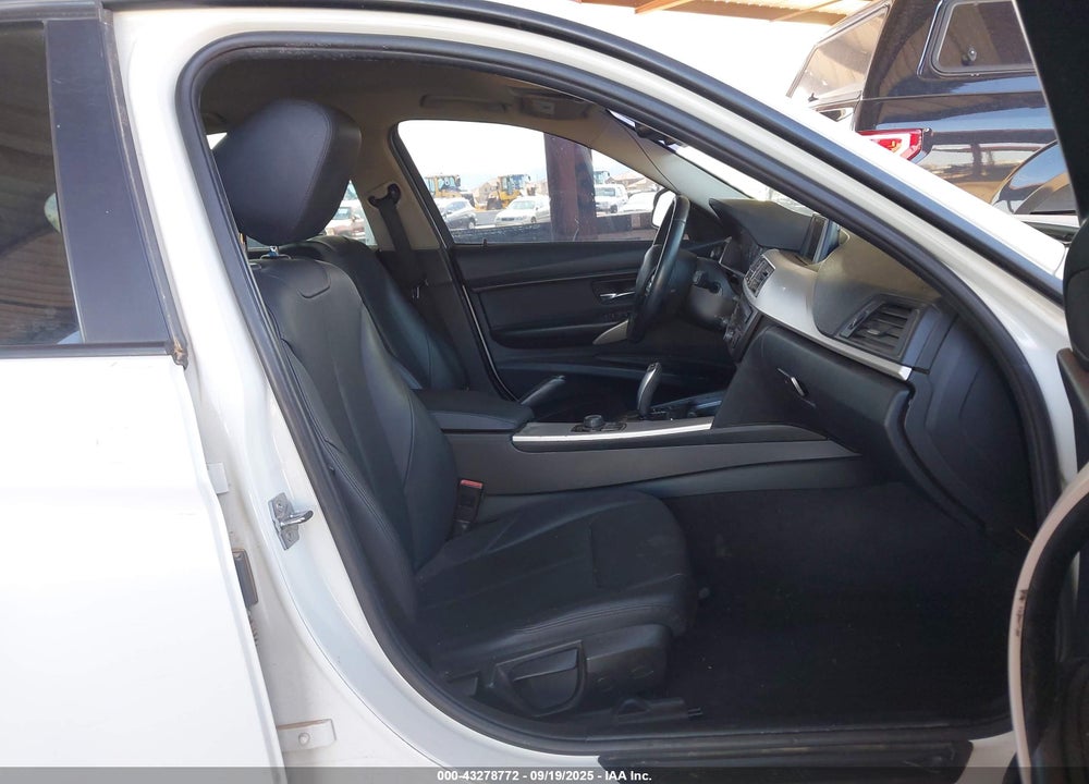 2014 BMW 3 SERIES VIN: WBA3B1C57EK135473