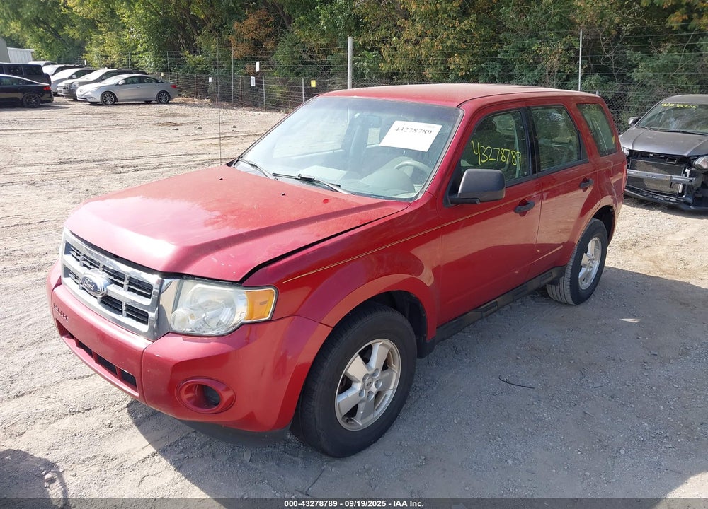 2011 FORD ESCAPE XLS VIN: 1FMCU0C79BKA87524