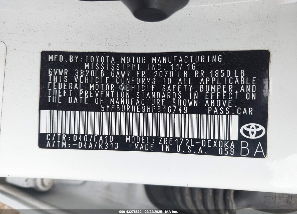 2017 TOYOTA COROLLA L VIN: 5YFBURHE9HP616749