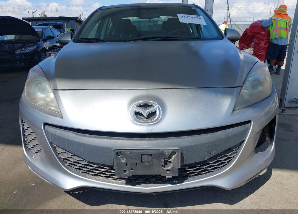 2013 MAZDA 3 I SPORT VIN: JM1BL1UP3D1768682