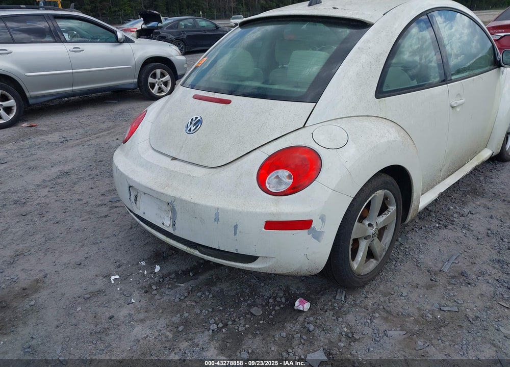 2008 VOLKSWAGEN BEETLE VIN: 3VWFG31CX8M522916