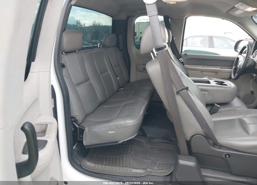 2010 CHEVROLET SILVERADO 1500 VIN: 1GCSCPEX2AZ249637