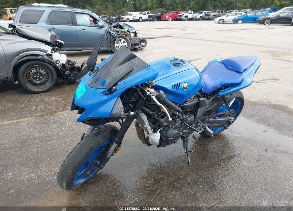 2023 YAMAHA YZFR7 VIN: JYARM38E2PA006217