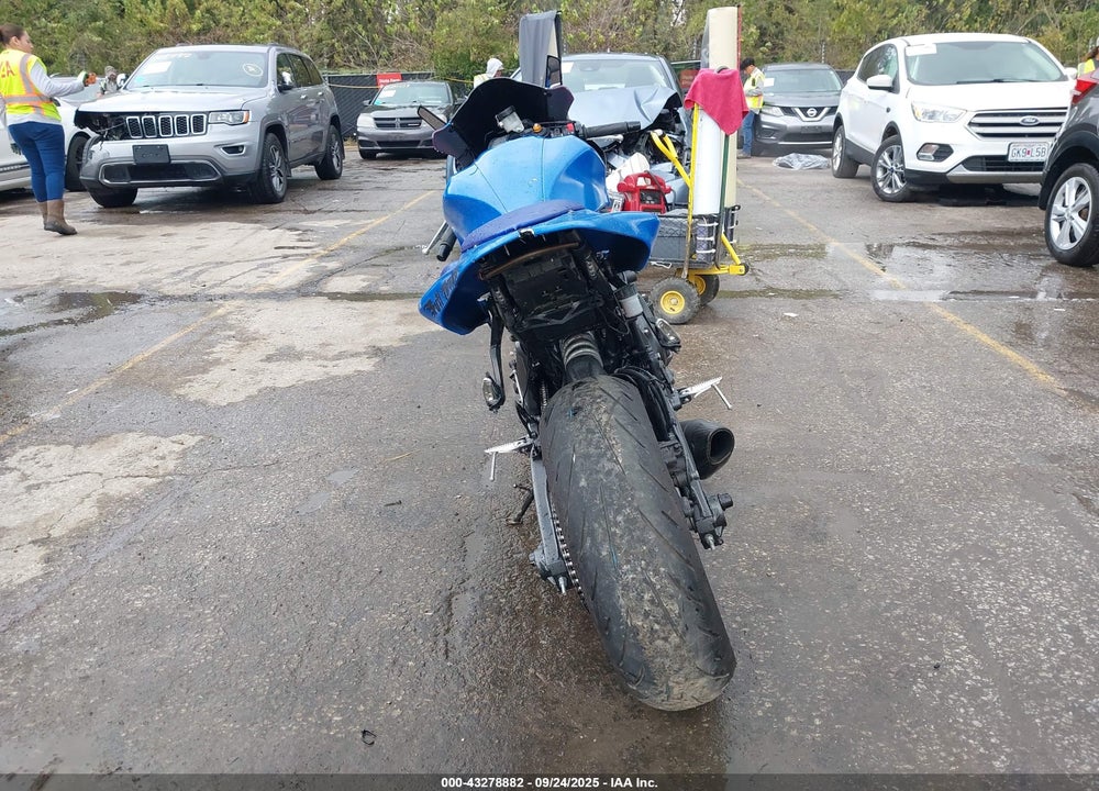 2023 YAMAHA YZFR7 VIN: JYARM38E2PA006217