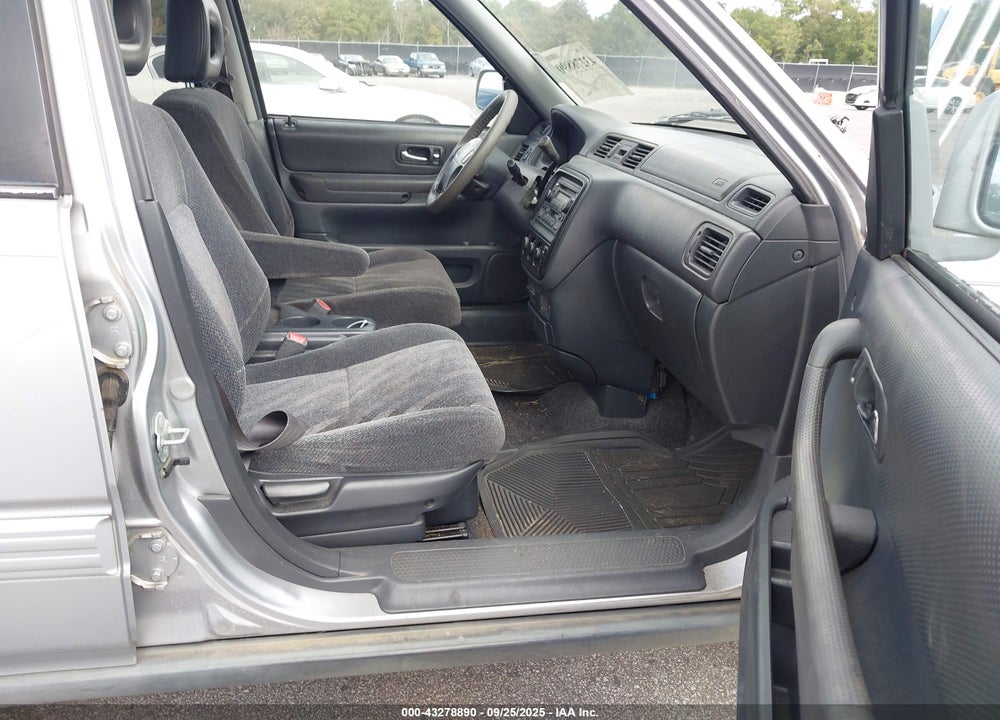 2001 HONDA CR-V SPECIAL EDITION VIN: JHLRD18751C052813