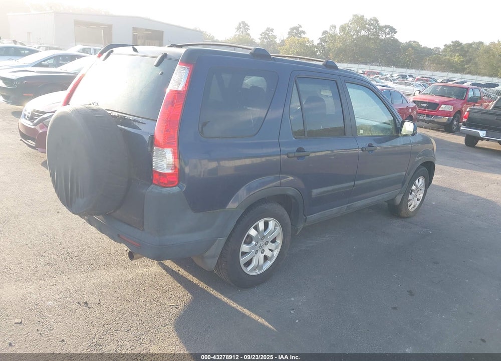 2005 HONDA CR-V EX VIN: SHSRD78825U327970